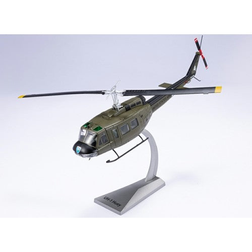 1/48 Bell Uh-1H Huey (The Outlaws,175Th Aviation Company)