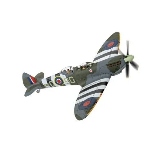 1/72 Supermarine Spitfire T.9 Mj627 Biggin Hill Heritage Hanger
