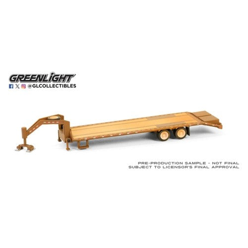 1/64 Gooseneck Trailer - Weathered With Red And White Conspicuity Stripes