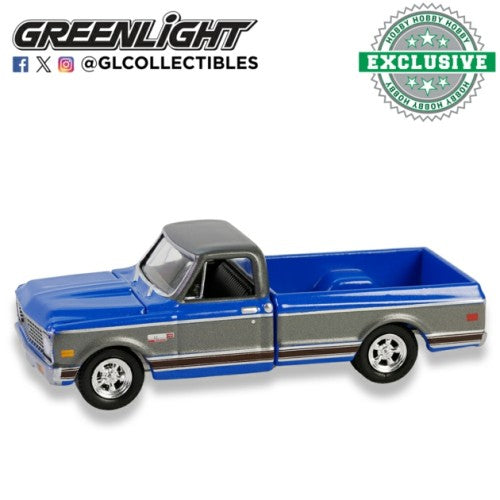 1/64 Chevy Cheyenne C10 Short Bed 1972 - Electric Blue And Gunmetal Grey (Hobby Exclusive)