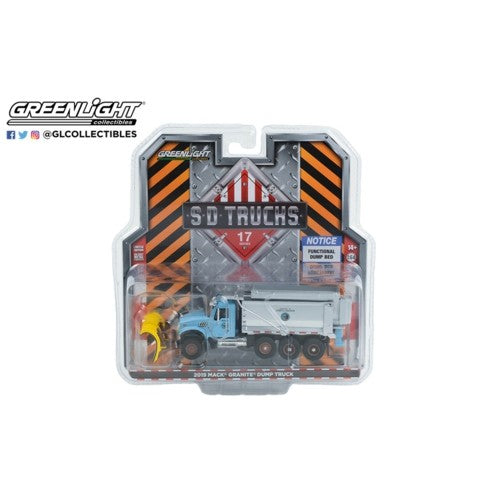 1/64 S.D. Trucks Series 17 2019 Mack Granite Dump Truck With Snow Plow And Salt Spreader Chicago Dept Of Streets And Sanitation
