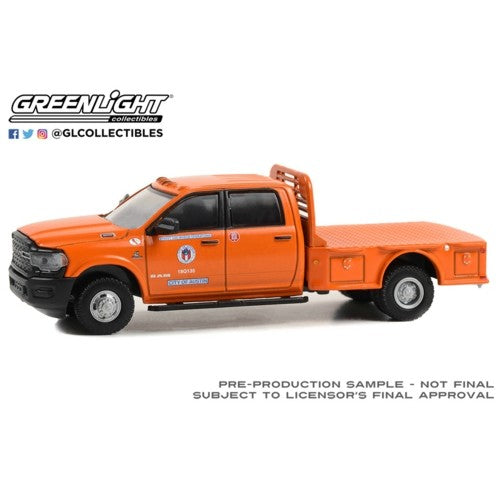 1/64 Dually Drivers Series 13 - 2023 Ram 3500 Dually Flatbed - City Of Austin Public Works - Street And Bridge Operations, Austin, Texas Solid Pack