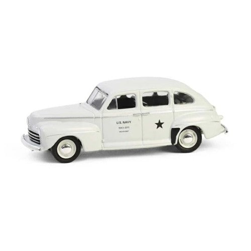 1/64 Battalion 64 Series 5 - 1946 Ford Fordor Super Deluxe - U.S. Navy Staff Car