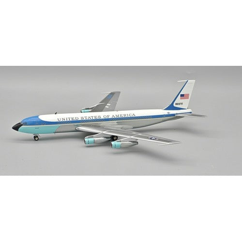 1/200 Usa - Air Force Boeing Vc-137B (707-153B) 58-6970 Polished With Stand
