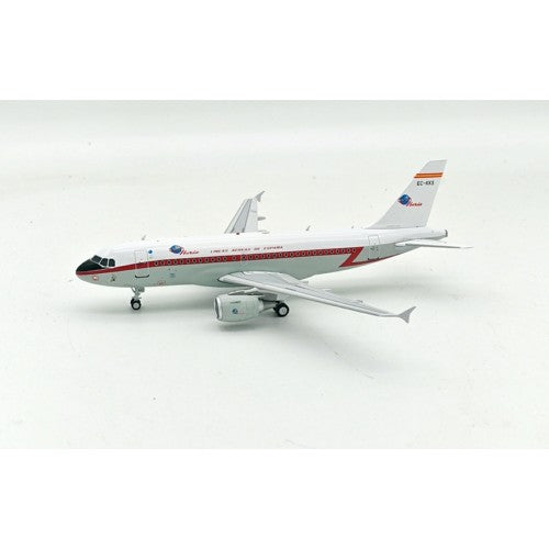 1/200 Iberia Airbus A319-111 Ec-Kks With Stand