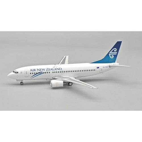 1/200 Air New Zealand Boeing 737-33R Zk-Nga With Stand