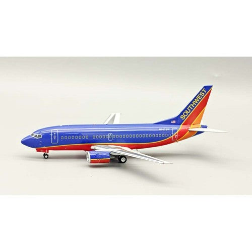 1/200 Southwest Airlines Boeing 737-5H4 N507Sw With Stand