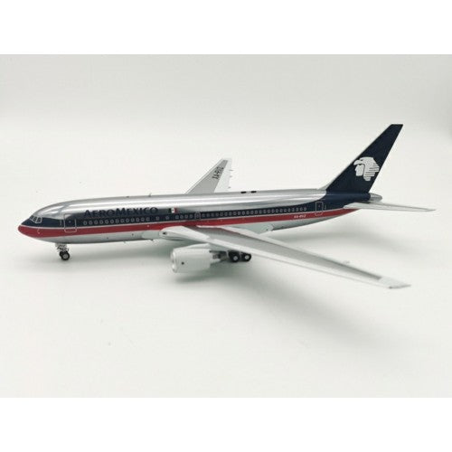 1/200 Aeromexico Boeing 767-200 Xa-Rvz Polished With Stand