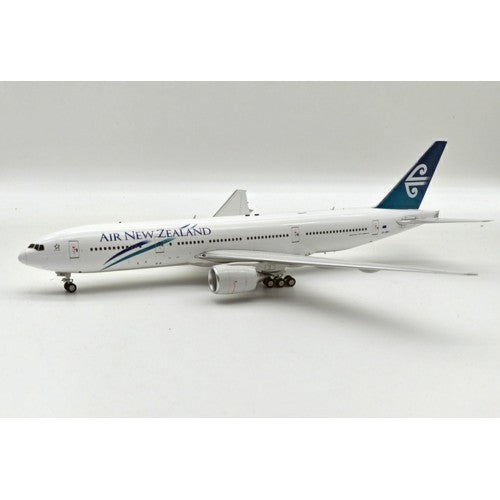 1/200 Air New Zealand Boeing 777-219/Er Zk-Okh With Stand
