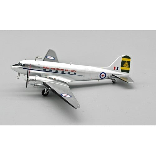 1/200 Historical Aircraft Restoration Society Douglas C-47B Skytrain (Dc-3) Vh-Eaf With Stand Only 144 Models