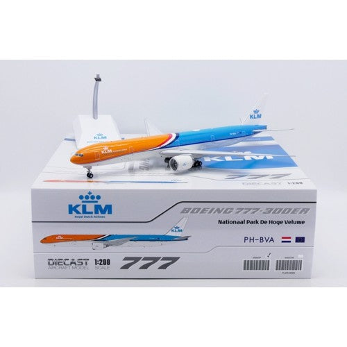 1/200 Klm Royal Dutch Airlines Boeing 777-300Er Orange Pride Reg: Ph-Bva With Stand