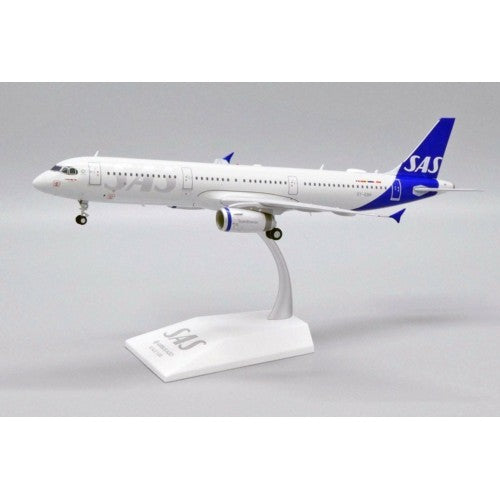 1/200 Scandinavian Airlines Airbus A321 Reg: Oy-Kbh With Stand