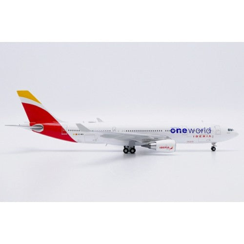 1/400 Iberia Airbus A330-200 Oneworld Reg: Ec-Mya With Antenna