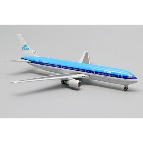 1/400 Klm Boeing 767-300Er Reg: Ph-Bzk With Antenna