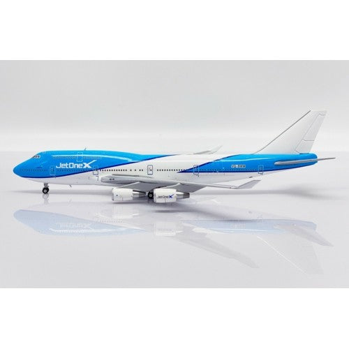 1/400 Jetonex Boeing 747-400 Reg: Vq-Bwm With Antenna
