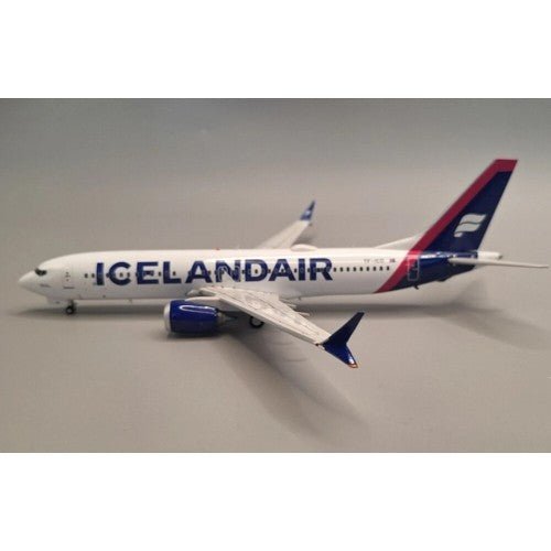 1/200 737-8Max Icelandair Tf-Ico Limited 62 Pcs