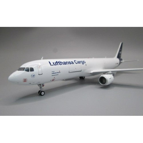 1/200 A321-211(P2F) Lufthansa Cargo (Lufthansa Cityline) D-Aeui