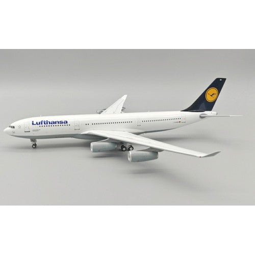 1/200 A340-200 Lufthansa - Bremerhaven D-Aibh