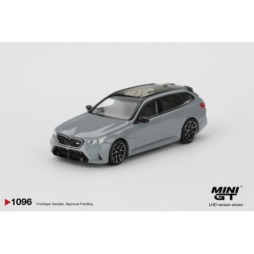 1/64 Bmw M5 Touring (G99) Brooklyn Grey Metallic (Rhd)