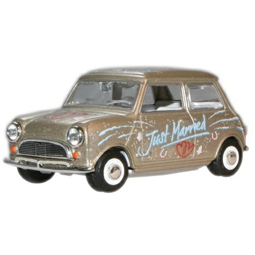 1/43 Just Married Mini Car