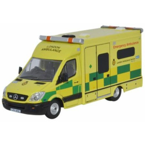 1/76 Mercedes Ambulance London