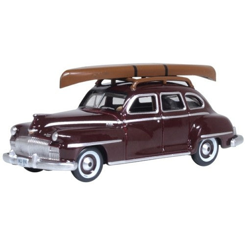 1/87 Desoto Suburban 1946/8 (Canoe) Royal Maroon