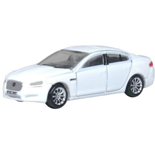 N Gauge Jaguar Xf Polaris White