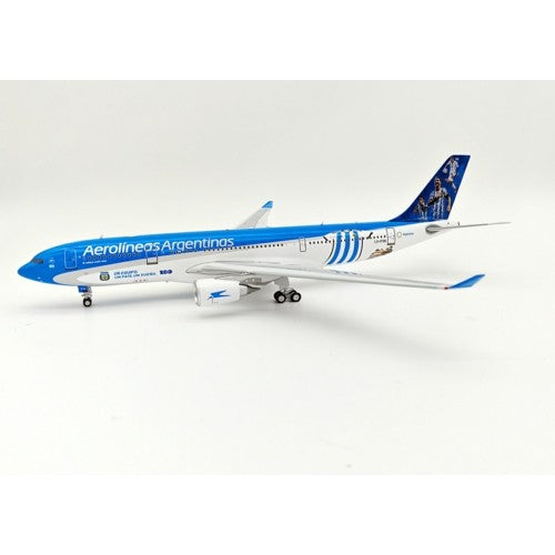 1/200 Aerolineas Argentinas Airbus A330-202 Lv-Fvh